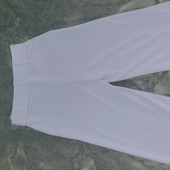 NWOT Gianni Bini, size 0, Light Blue, Cropped, Wide Leg, High Ride Gaucho - Picture 5 of 8